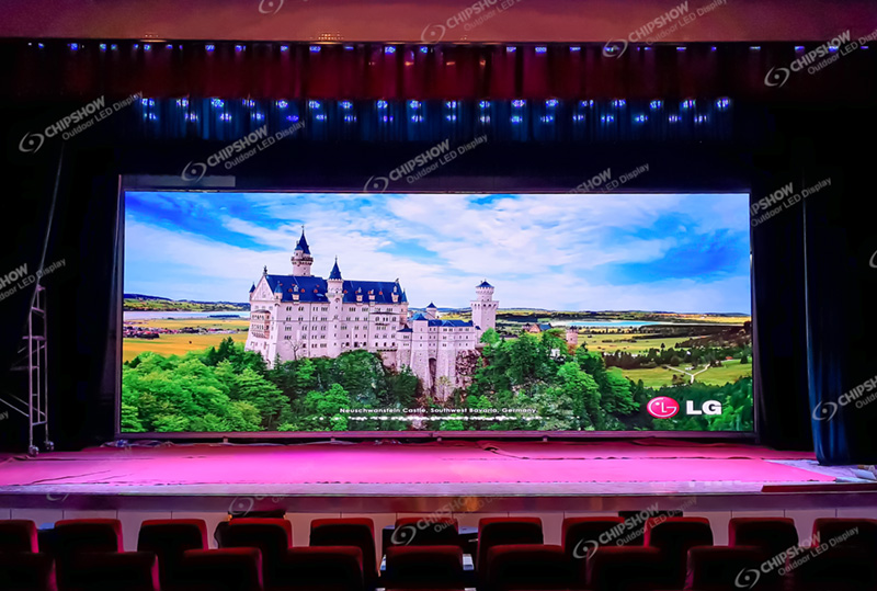 Schermo LED a colori ad alta definizione per interni C-Max P2.5 con parete ad alto aggiornamento, caso di studio del progetto dell'Università di Lanzhou in Cina